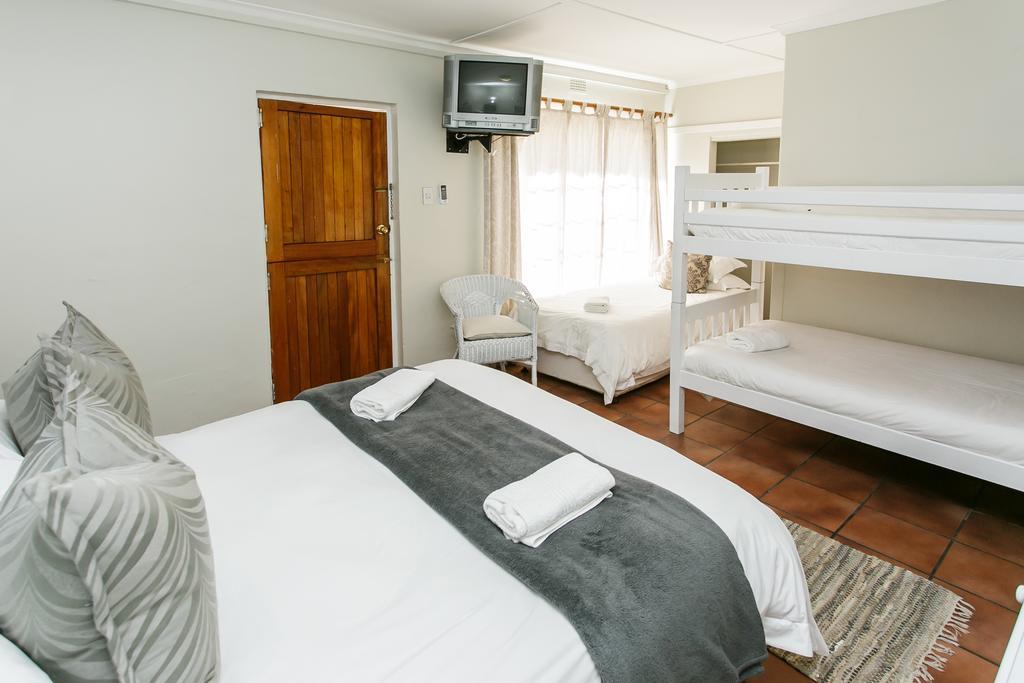 Wagon Wheel Country Lodge Beaufort West Exterior foto